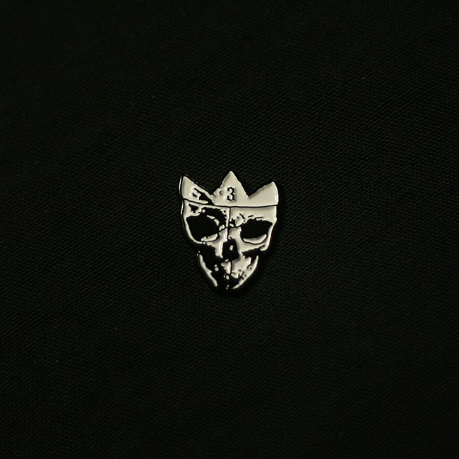 skull crown pin - soft enamel