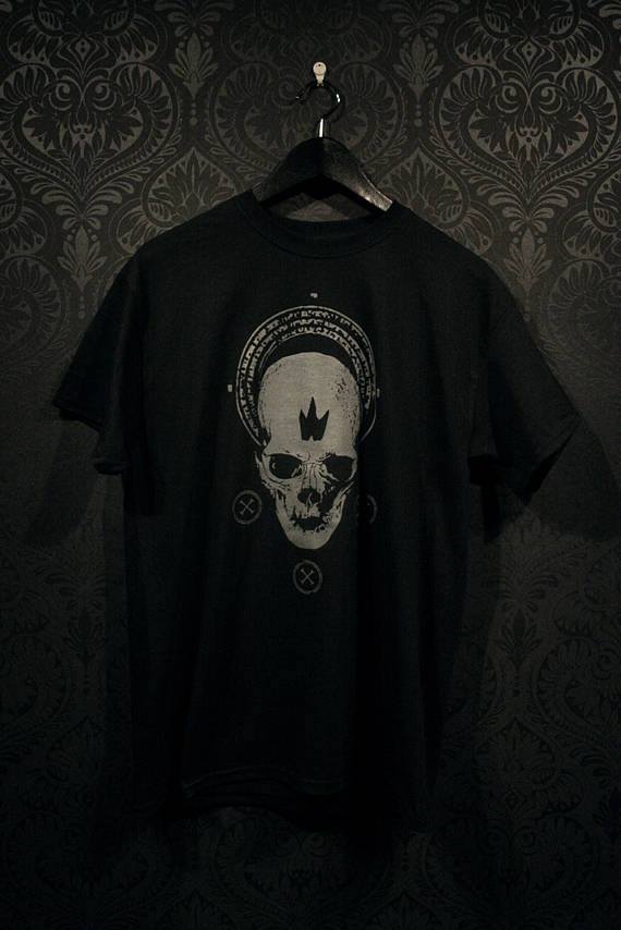 Black crown skull t-shirt