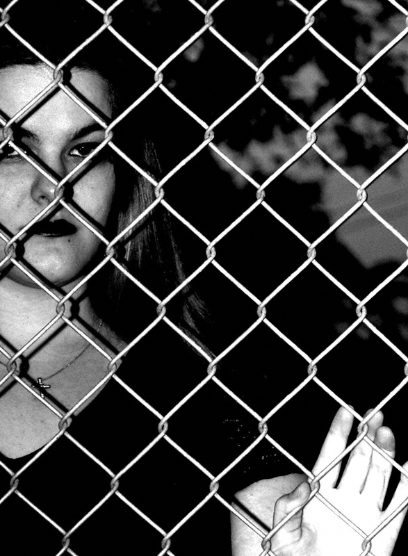 Through the Wire by slephoto