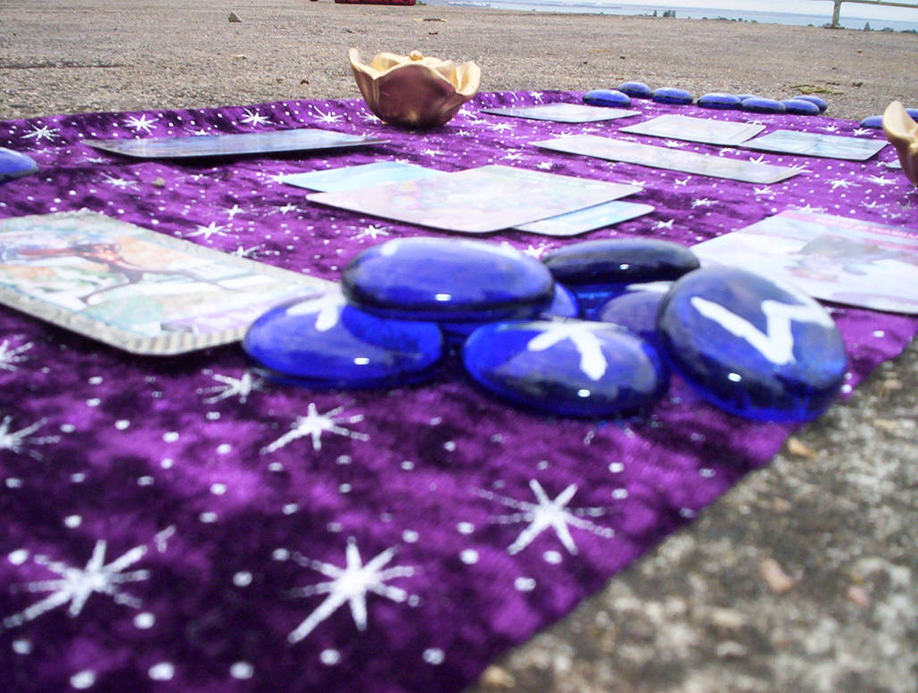 Divination spread by enigmaticwolf on DeviantArt