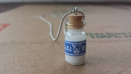 Lon Lon milk bottle necklace