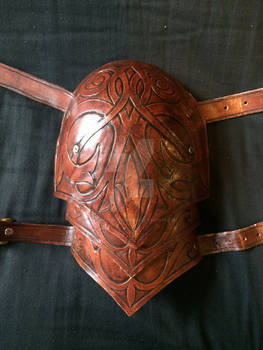 Arabesque Leather Pauldron