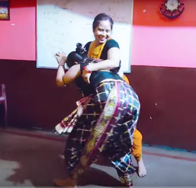 Indian Women Wrestling By Jaysonhudson On DeviantArt indian-women-wrestling-by-jaysonhudson-on-deviantart