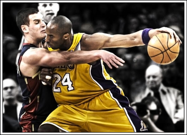 Игра в нападение баскетбол. Коби Брайант дриблинг. Коби Брайант в атаке. Kobe Bryant 2006. Коби Брайант бросок.