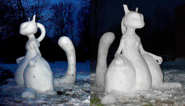 Mewtwo Snow Sculpture