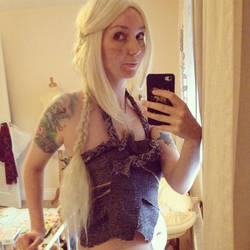 Daenerys wig and makeup test with completed top :)