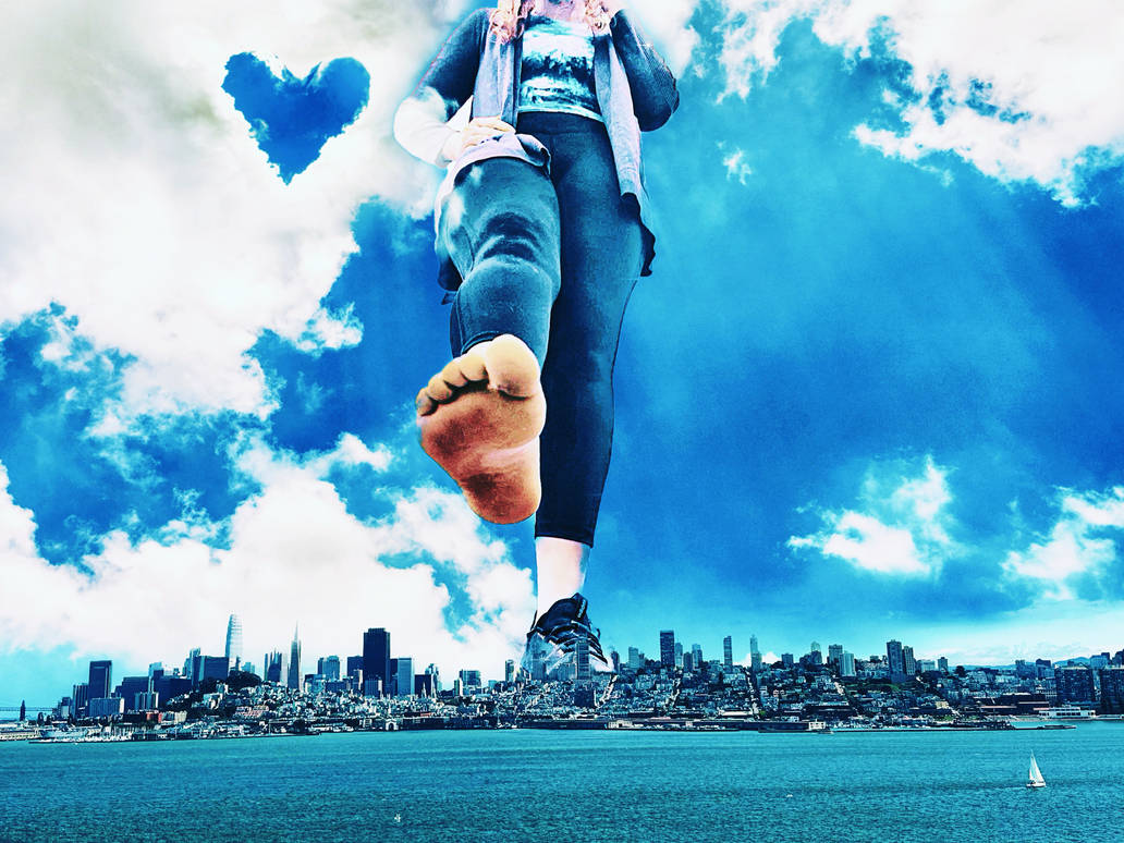 Giantess Cali in SF by CaliGiantess on DeviantArt