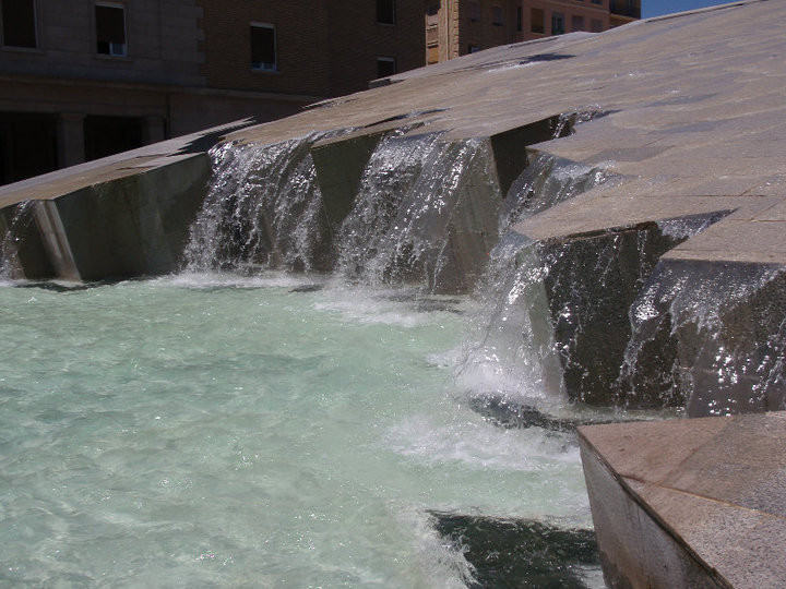 Fountain in Zaragoza