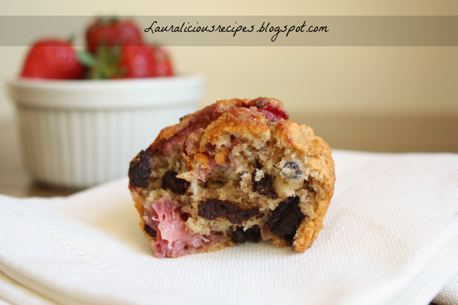 Healthy muffins with strawberry and chocolate