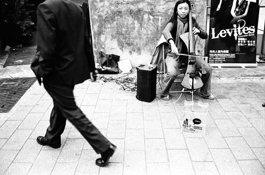 Street Cello Soloist