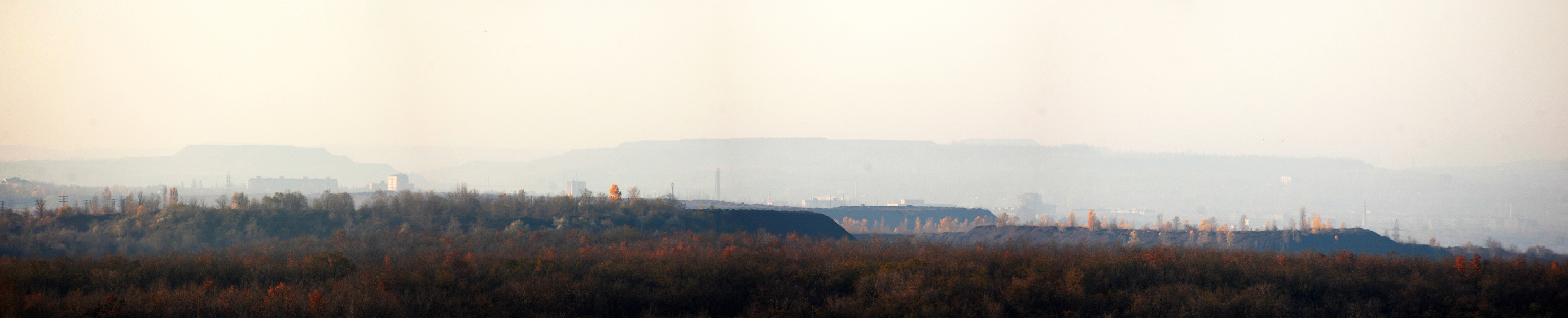 Pervomaika. View on Hdantsivka dumps