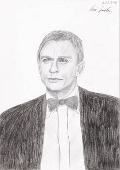 Daniel Craig