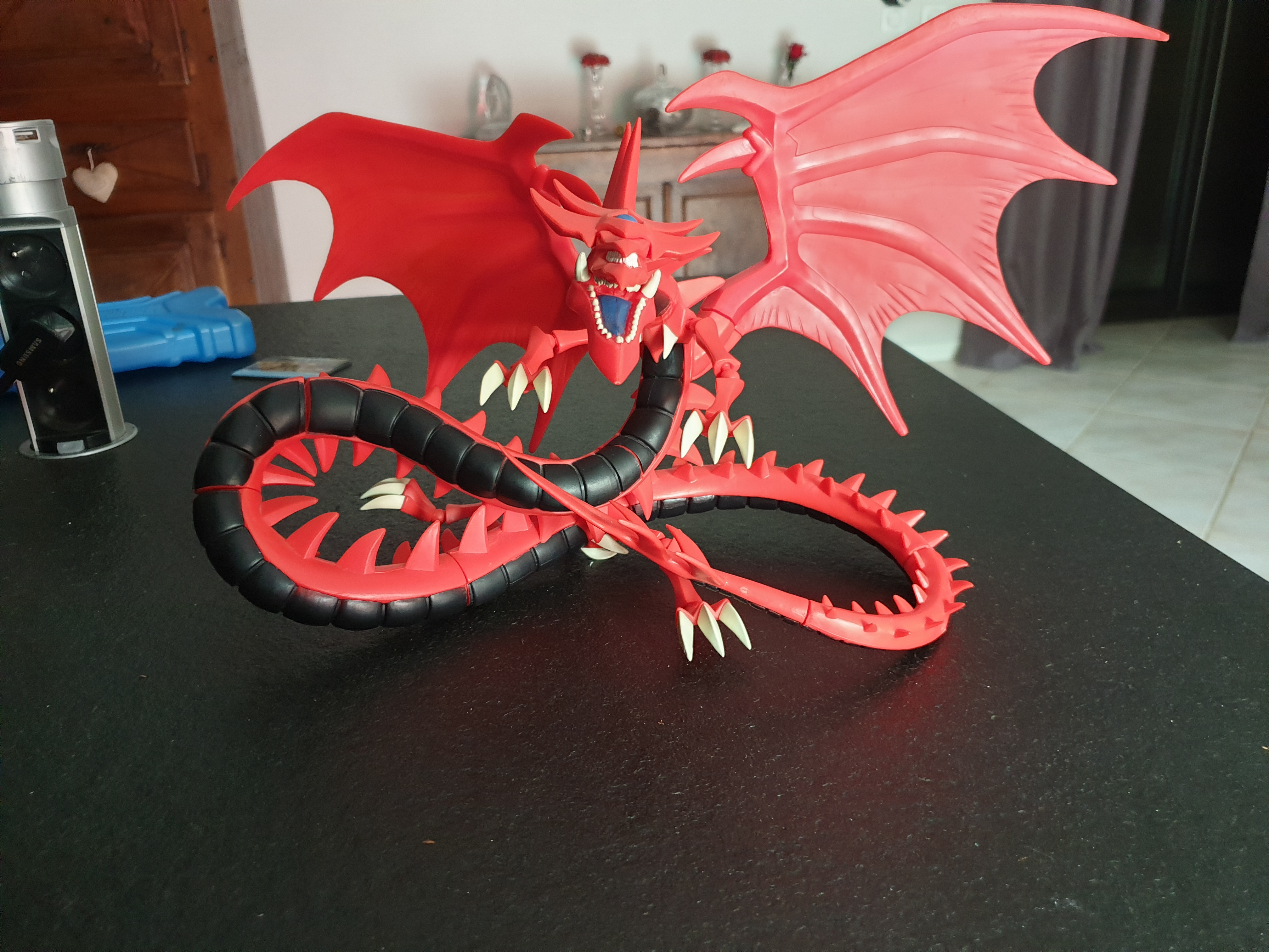 ma figurine de Slifer le dragon du ciel 2 by dragoonbeyblade on DeviantArt