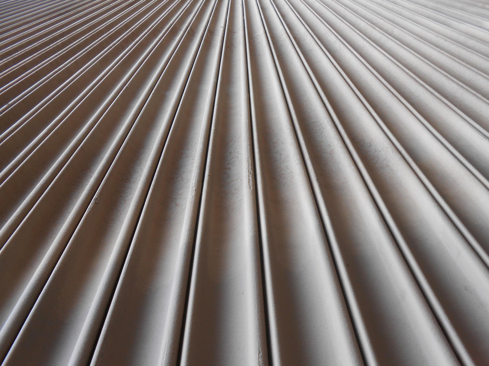 Calm, Metal Blinds