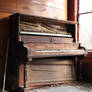 Busted Piano 01