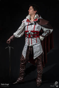 Ezio Auditore - Azaak Cosplay w/o hood