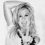 Kelly Clarkson peace