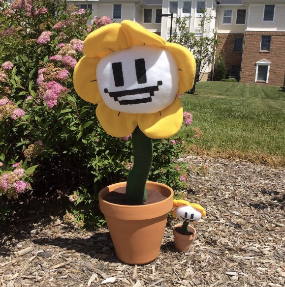 Flowey Plushie with interchangable faces by Eyes5 on DeviantArt