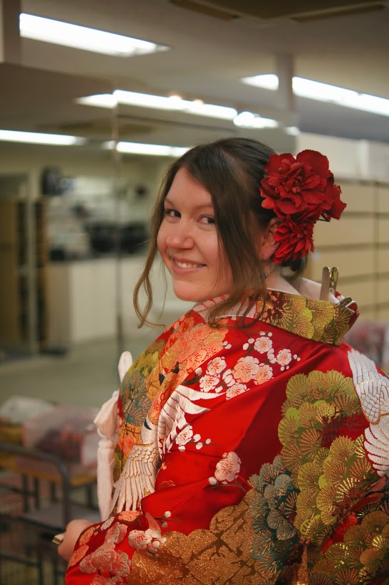 Japanese wedding kimono - Iro uchikake3