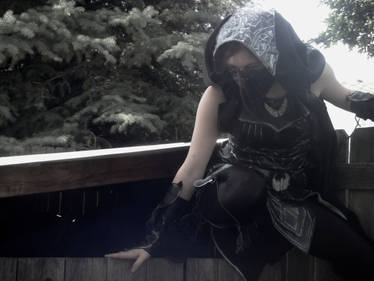 Any Good Loot Down There?--Skyrim Cosplay