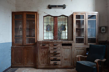 Hilarius Armoire