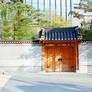 Jongno Days: Bukchon Doorway