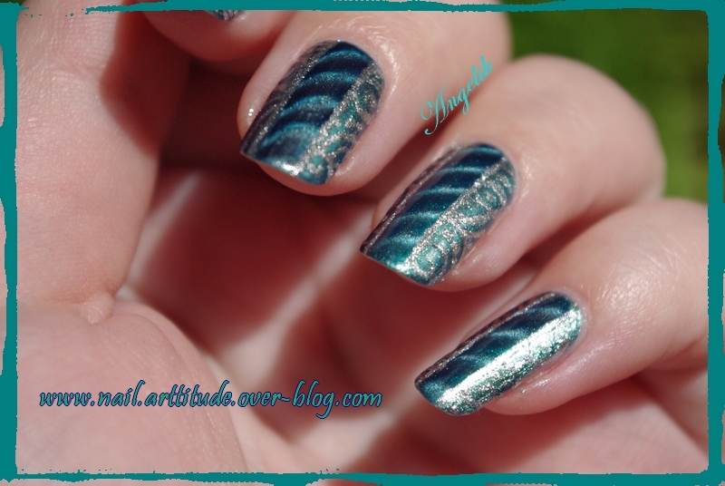 Nail Art Vert a bande magnetique