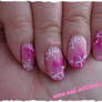 Nail Art Pink and White Circle