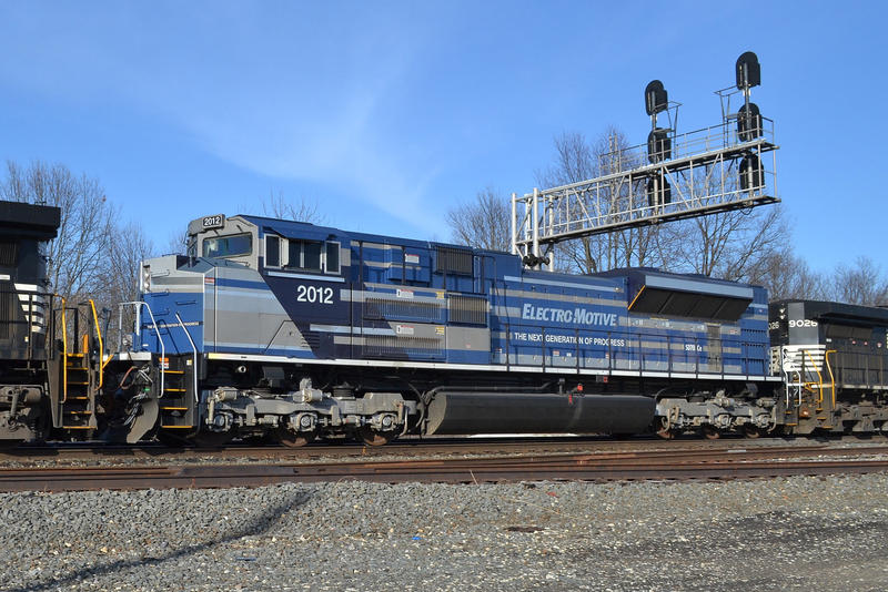 Emdx Auto Rack EMDX 2012 3-13-12 by the-railblazer on DeviantArt