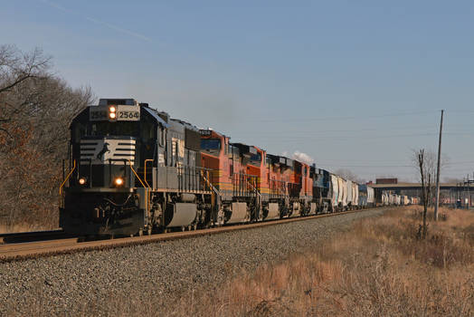 NS BNSF and CEFX 31K 1-1-15