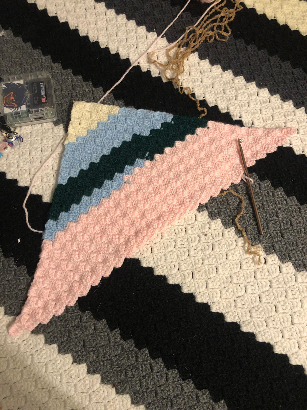 SpringtraP-MasK - Hobbyist, Traditional Artist | DeviantArt