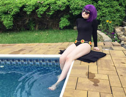 Pool Side Raven