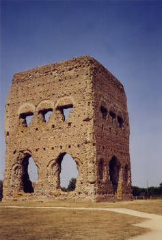 Autun - temple de Janus