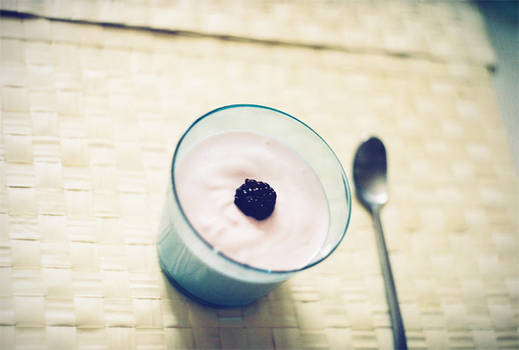 Strawberry yoghurt