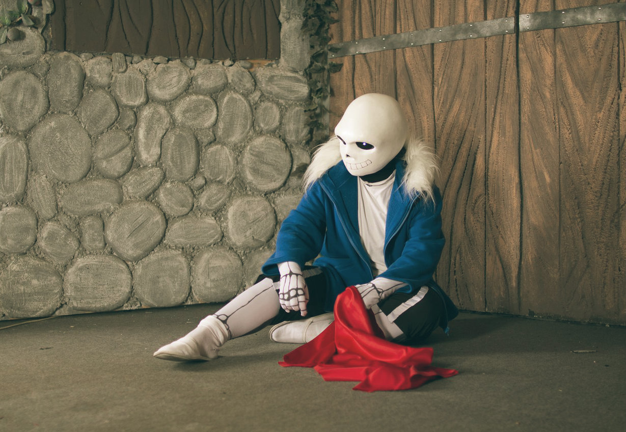 My first time cosplaying. It is cross sans from underverse : r/cosplayers