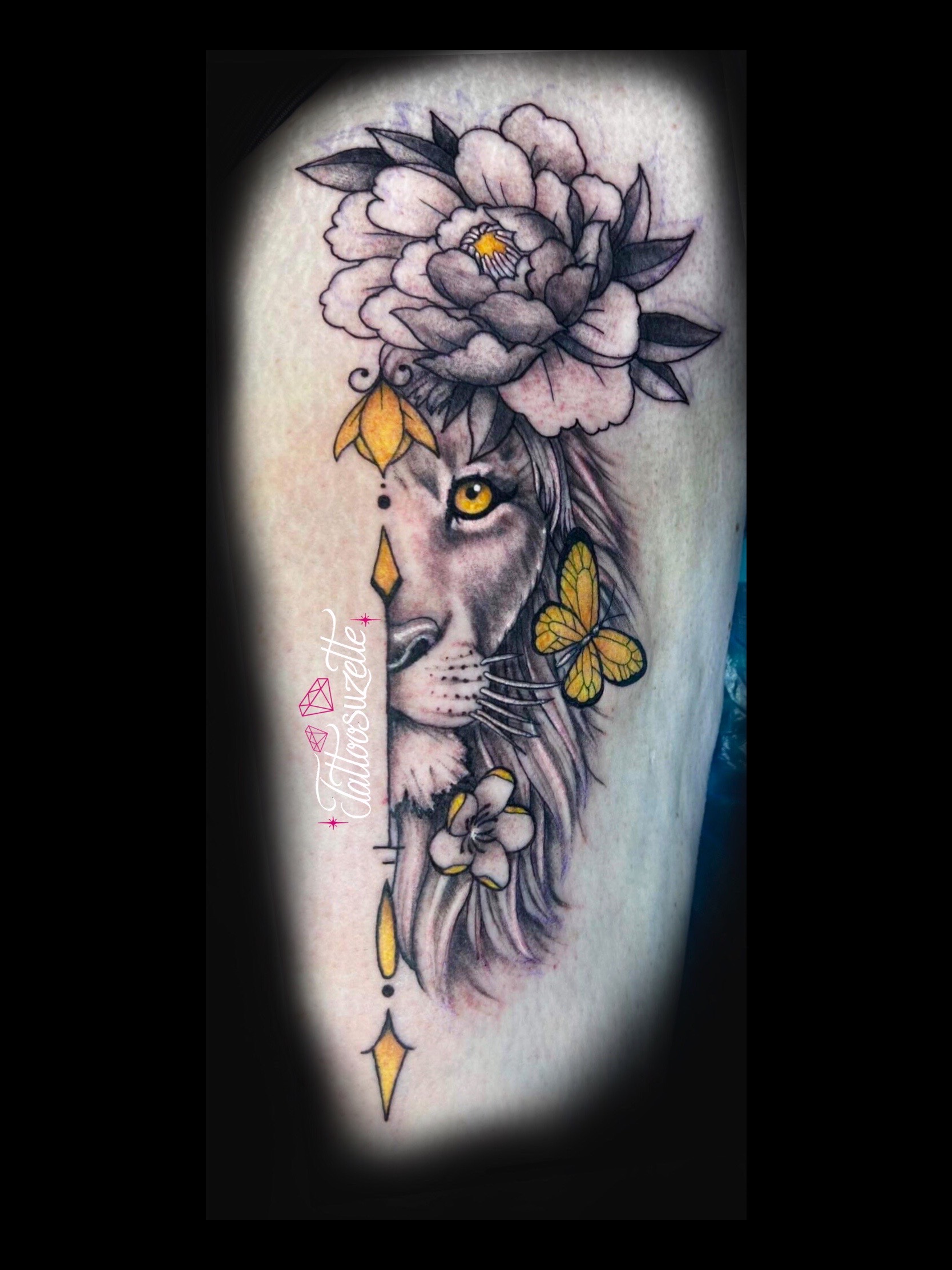 Tatouage Lion Pour Femme By Tattoosuzette On Deviantart Tatouage Lion Pour Femme By Tattoosuzette On Deviantart