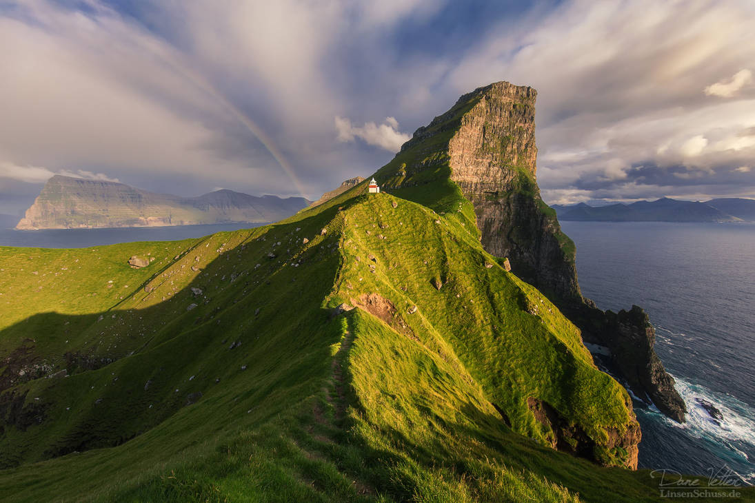 Narrow Ridge Line The narrow ridge by LinsenSchuss on DeviantArt