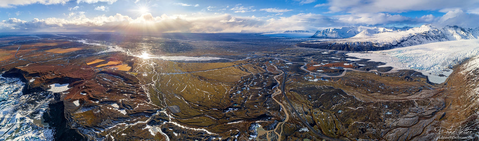 The rough structures of Iceland