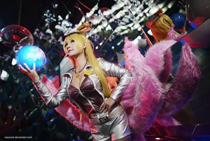 League of Legends - Popstar Ahri 01