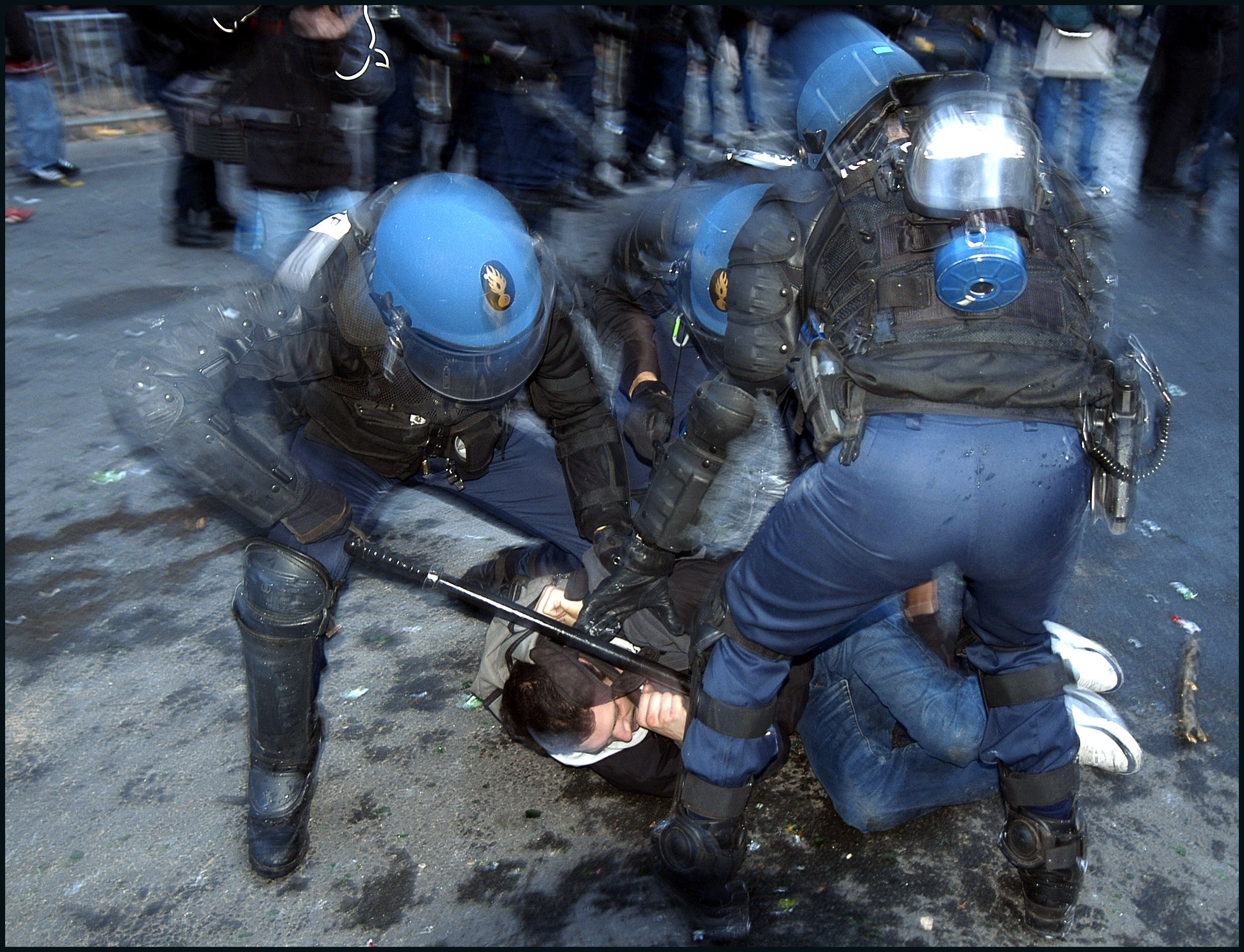 arrest in demonstration