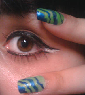 nail and eye art