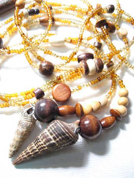 Shell Lariat Necklace