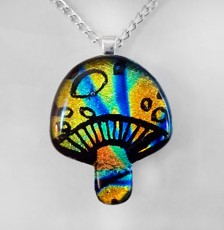 Streaky Magic Mushroom Pendant