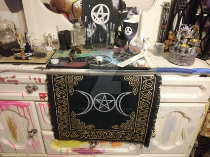 my altar, revamped once more