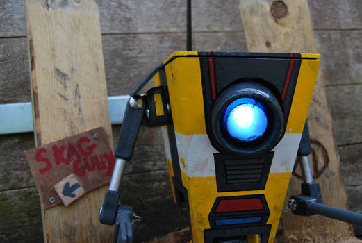 Claptrap close