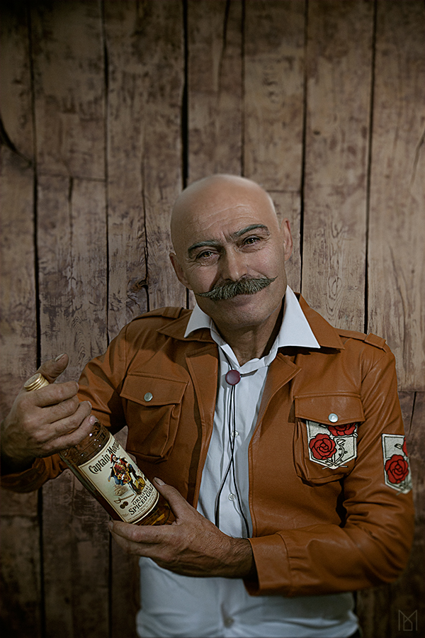 shingeki no kyojin_Commander Dot Pixis by mokrushina on DeviantArt