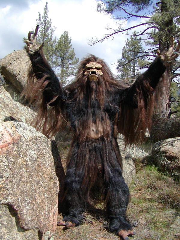 How to Dress like Bigfoot Costume - Complete Guide