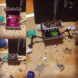 Mimic chest miniature