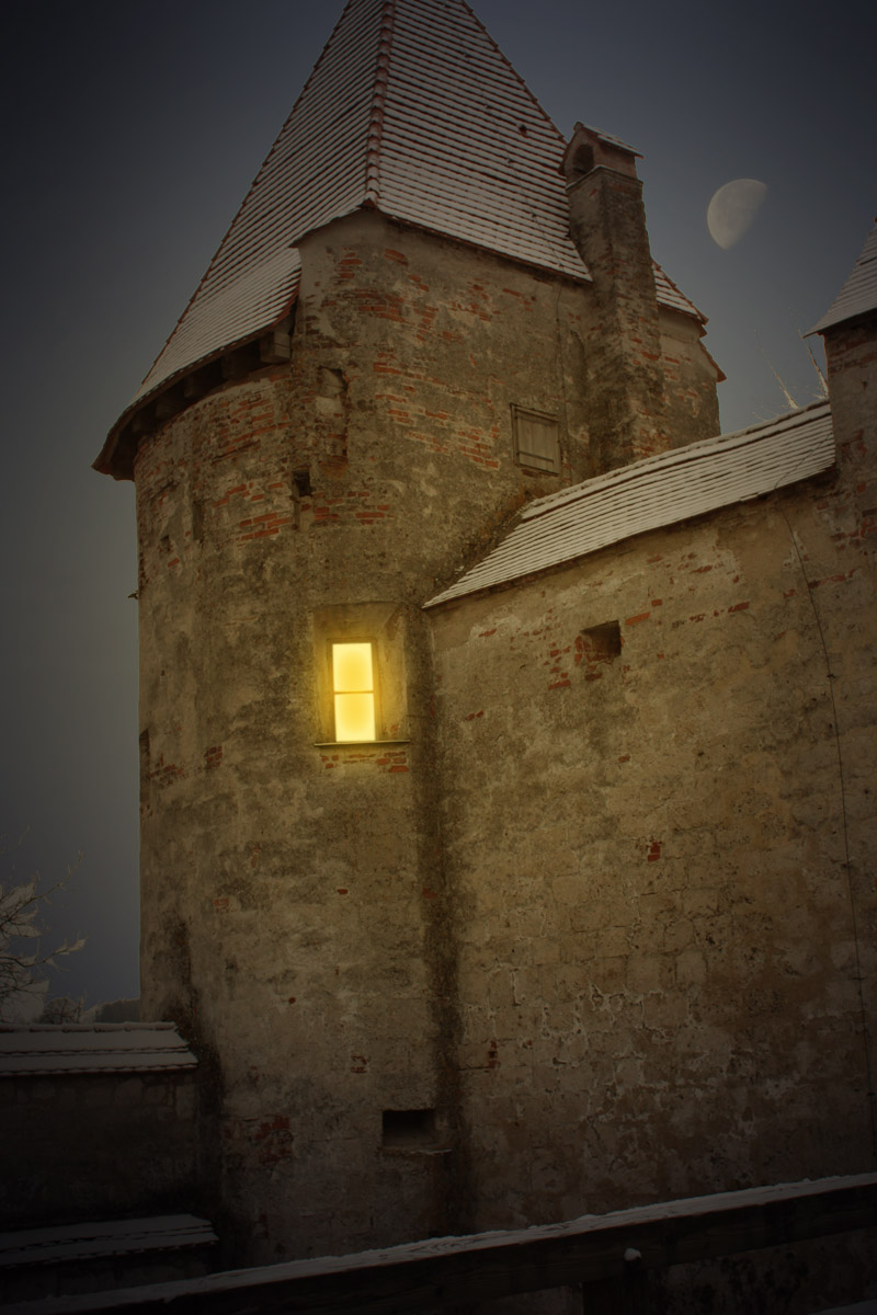 Castle Nightened