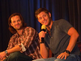 Supernatural Dallascon 2012 - J2 Panel